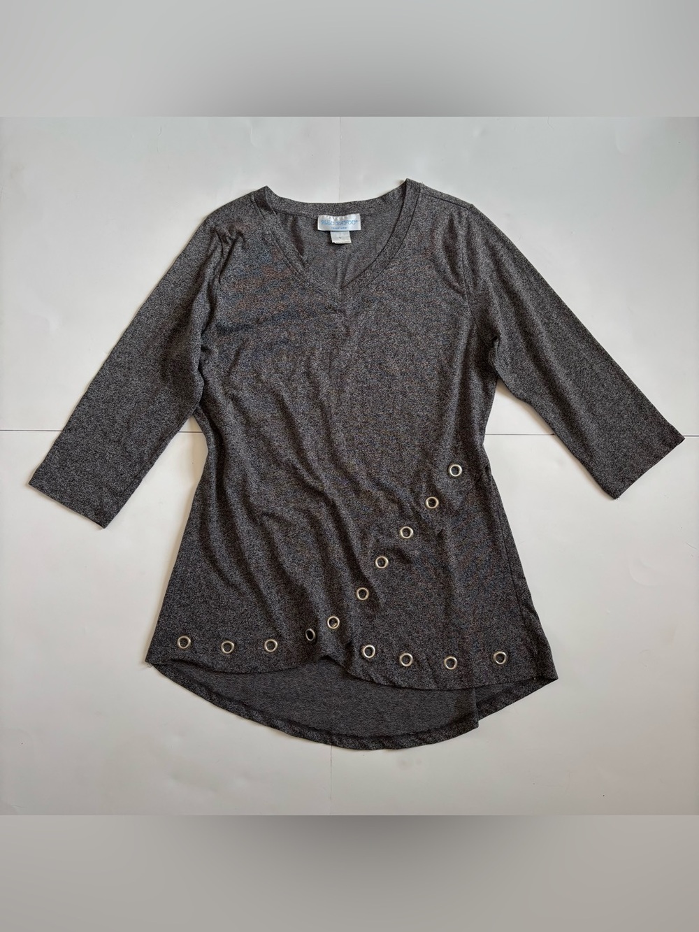 V-Neck Long Sleeve Tunic with Grommet Detail - Gray